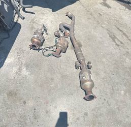 2014-2020 Cadillac XTS 3.6 exhaust manifold assembly