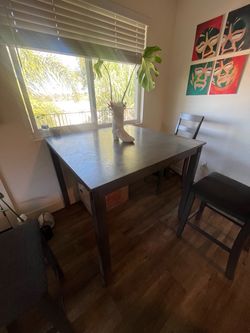 $50  Used dining table 41.6” X 41.6” see description