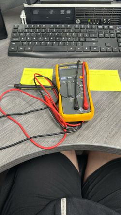 Fluke 116 HVAC True Rms Multimeter