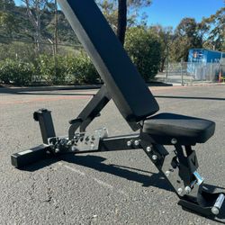 BRAND NEW Adjustable Weight Bench, Incline To Flat, Squat Rack, Bumper Plates, Barbell, Gym Mats Rubber Flooring 