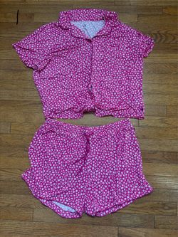 Women’s Short Sleeve/Shorts Pajama Set-Size XL