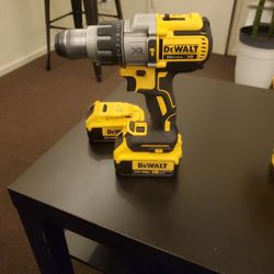 Dewalt DCD 996 3 Speed Hammer Drill W 2 Large Batteries