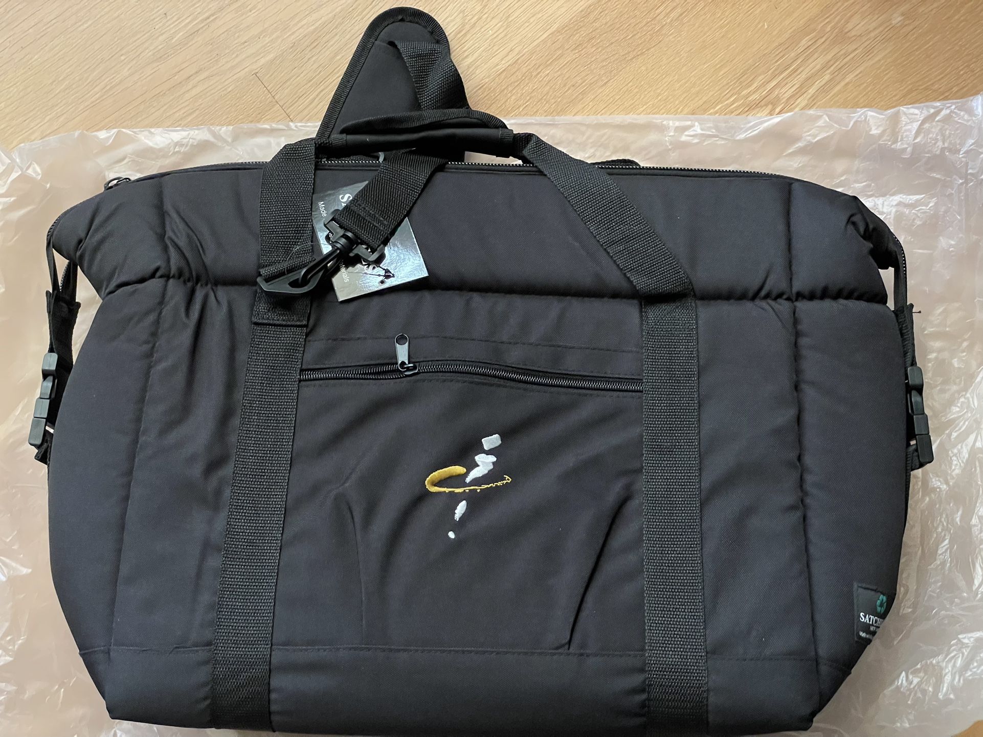 NEW Satchels New York Black Cooler Bag