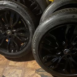 Land Rover 21’ Rims And Tires