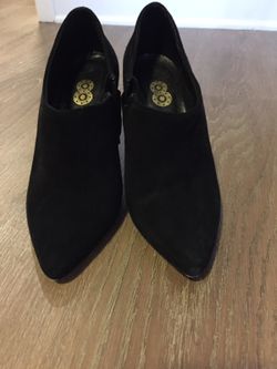 Vero Cuoio black suede ankle high heels (handmade in Italy) size 6
