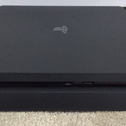 PS4 Slim