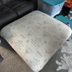 Free Ottoman 