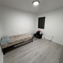 Twin Bed Mattress, Frame, Sheets