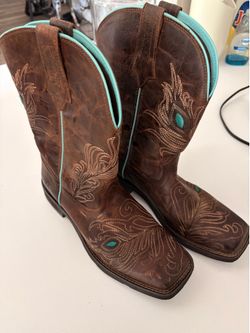 Ariat women’s boots size 9B