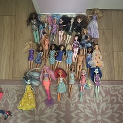 Barbies And Dolls