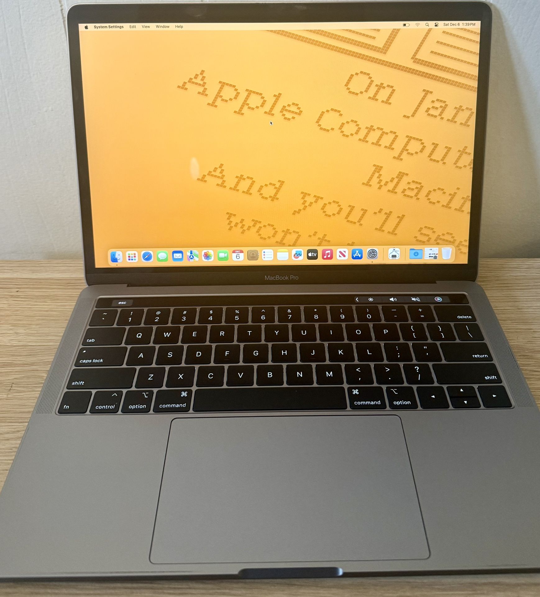2019 MacBook Pro 13” – i5 / 8GB / 256GB – Perfect Student Laptop