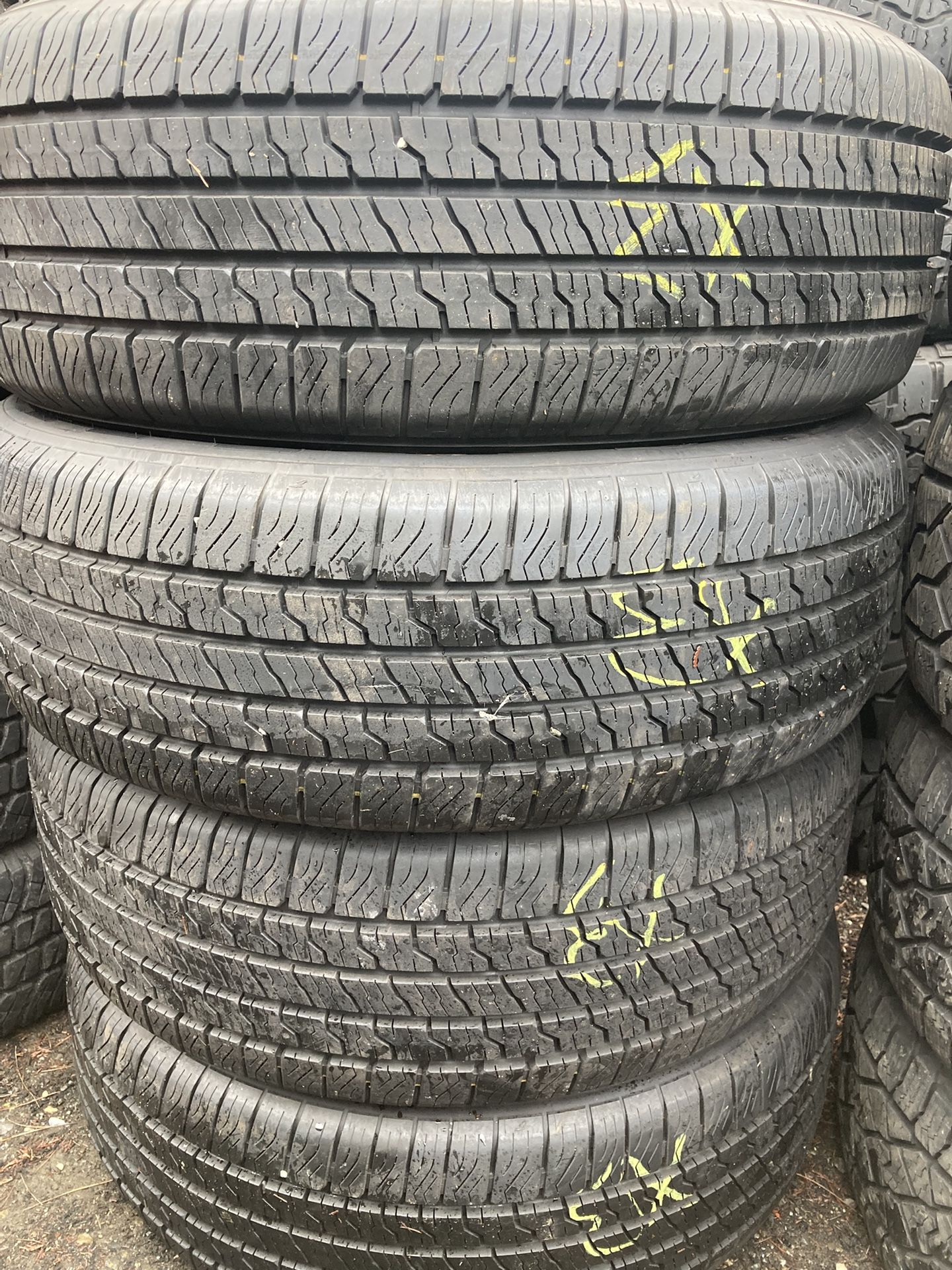 Set Of 275 60 20 Goodyear Wrangler Tires for Sale in Kent, WA - OfferUp