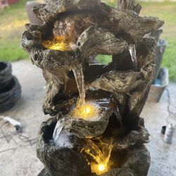 Waterfountain With Lights 