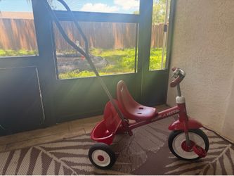 Radio Flyer Tricycle - Like New