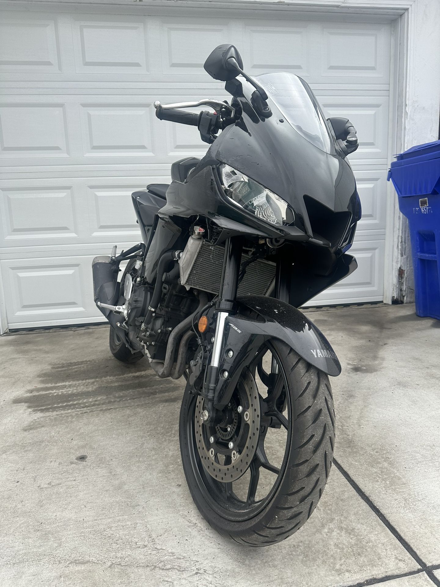 2022 Yamaha R3
