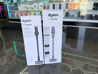 Dyson V8 Cyclone & Dyson V9 Motorbar ((Take It Home In Payments/ llévatelo a casa en pagos) only $10 down