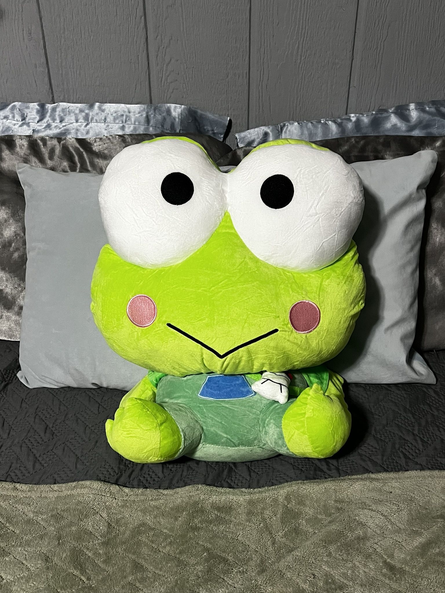Large hello kitty Keroppi plushie
