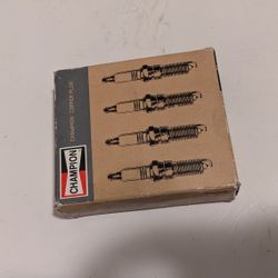 Champion RC12YC (71) Copper Plus Spark Plugs Pack of 4, New