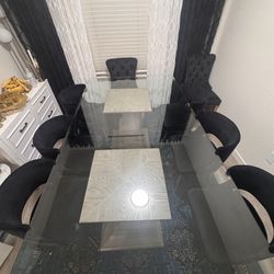 Grand Glass Dining Table 12 people 