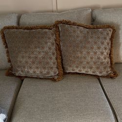Pillows 2 