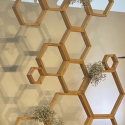 Honeycomb Wedding Ceremony Structure - Bride And Groom