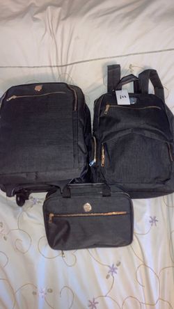 3 piece luggage set new w/tags 40.00