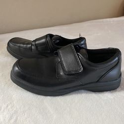 Hush Puppies Gavin Black School Shoes – Kids Size 3