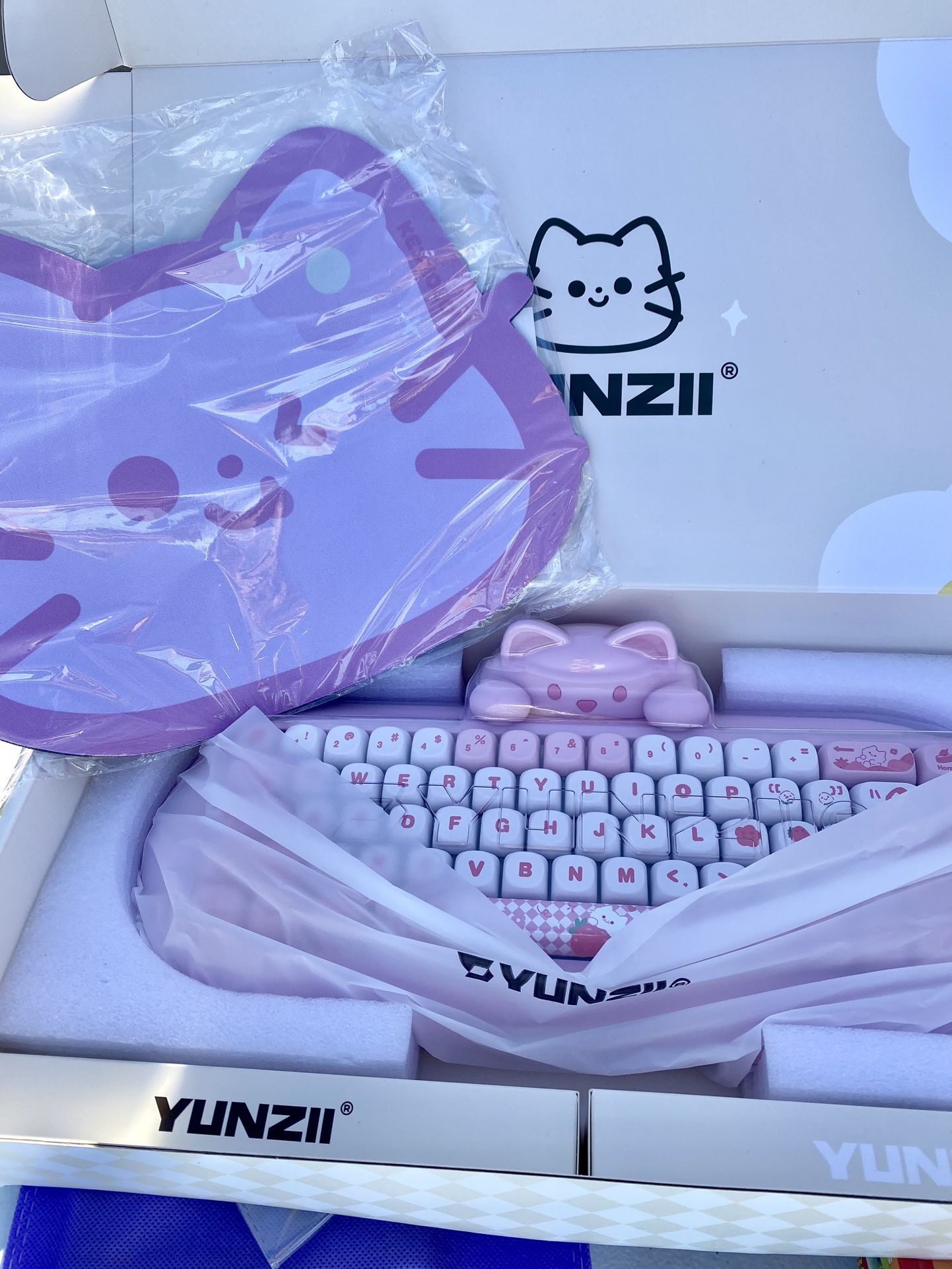 Yunzii Gaming Keyboard 