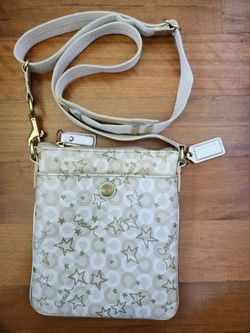 Coach Waverly snow queen crossbody bag $40