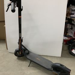 Segway - Ninebot F2 Electric Scooter w/25 mi Max Operating Range & 18 mph Max Speed - Black #831