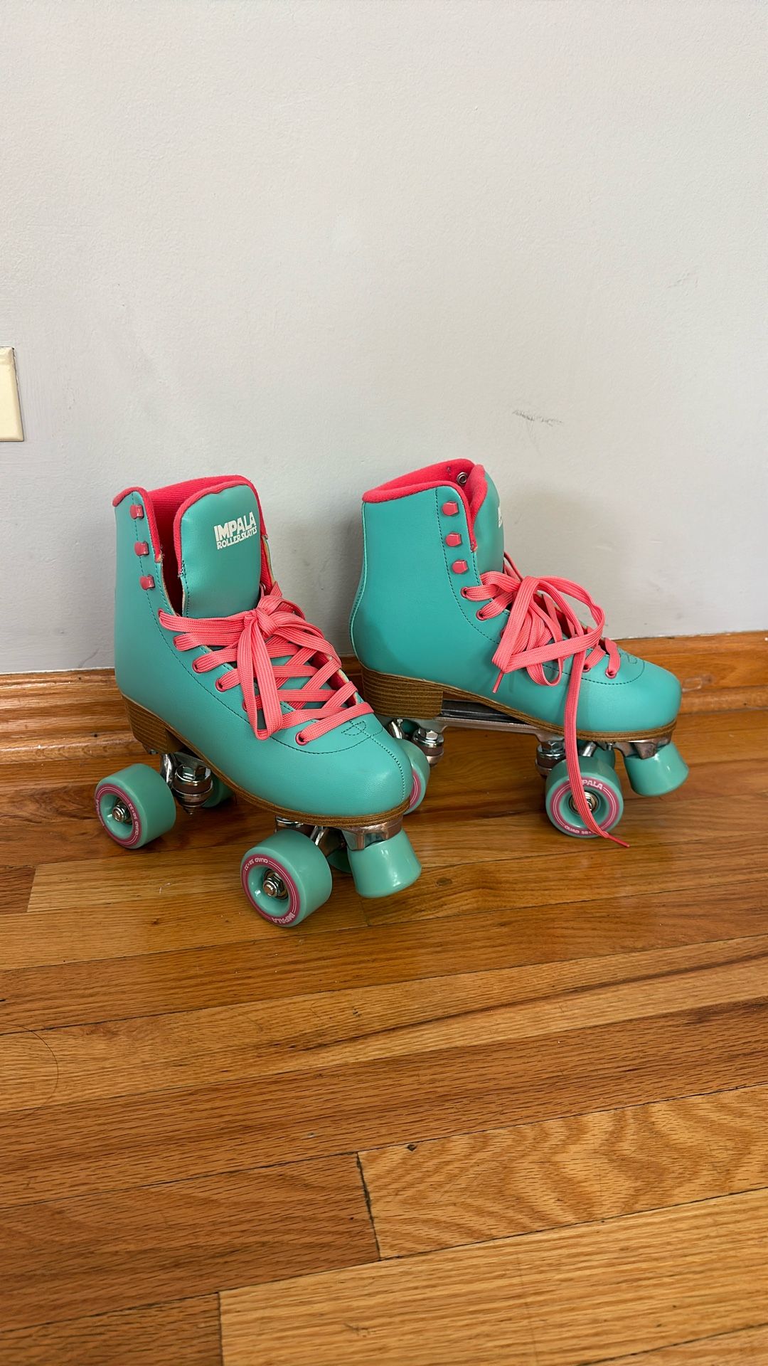 Impala Rollerskates Size 7