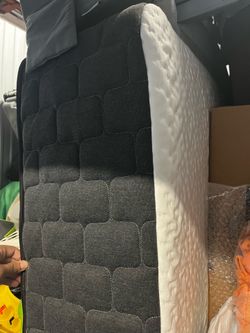 Queen Size Mattress, Thick / Comfortable ,