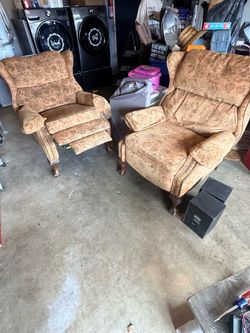 Pair of reclining chairs