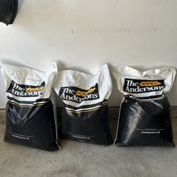 The Anderson's Turf Fertilizer 16-4-8