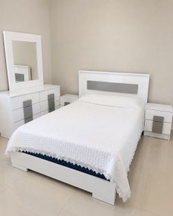 Juego de cuarto cama con plataforma🛏️✅