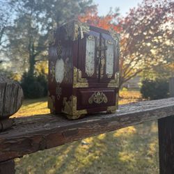 Antique Jewelry Box