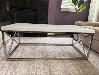 White Coffee table