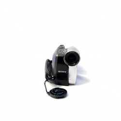 Vintage 2006 Sony Handycam DCR-HC26