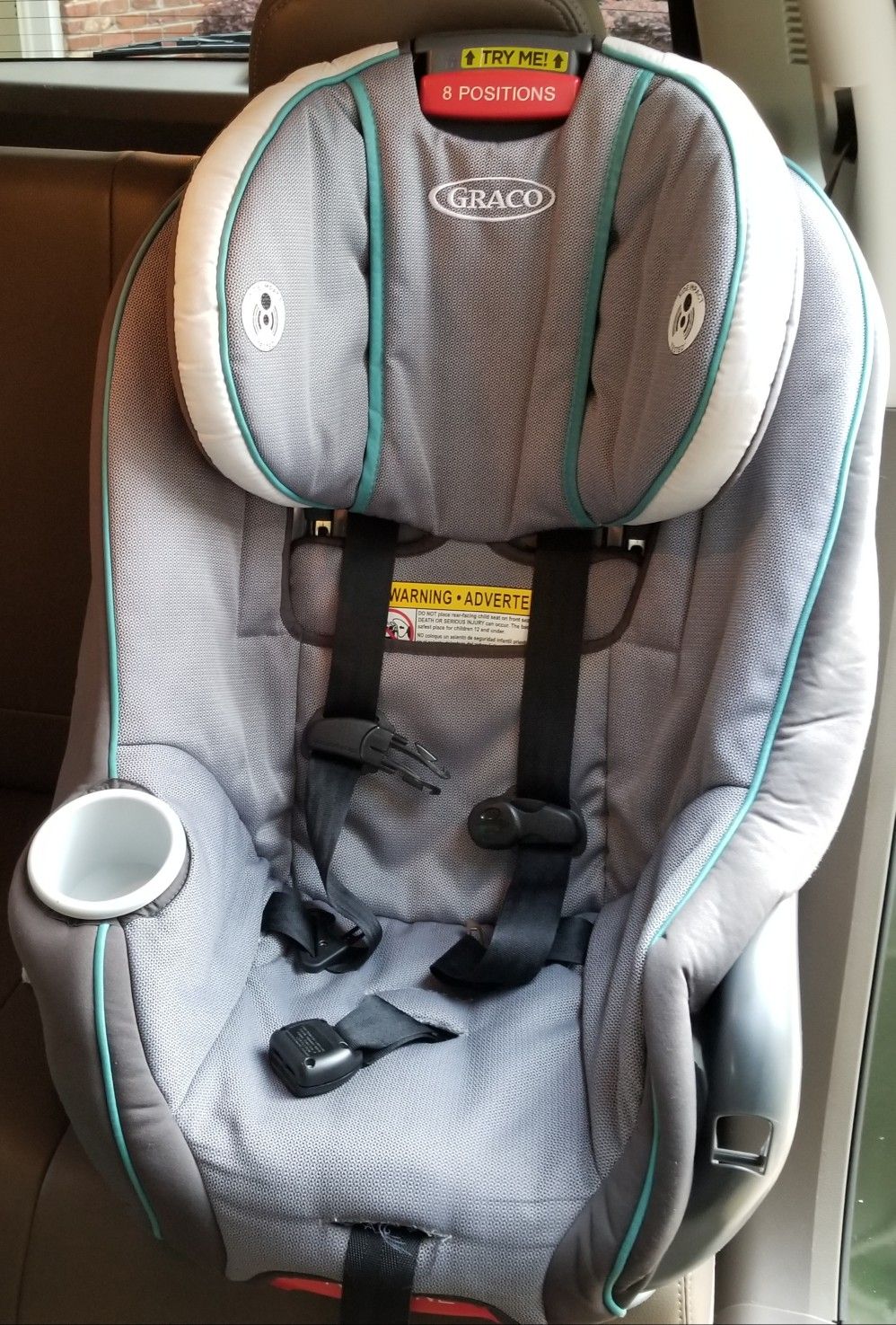 Very Nice Graco Kids Car Seat (both rear & forward facing) + Base for only $35. My cost was $170. Works perfectly. First-come, first-serve!