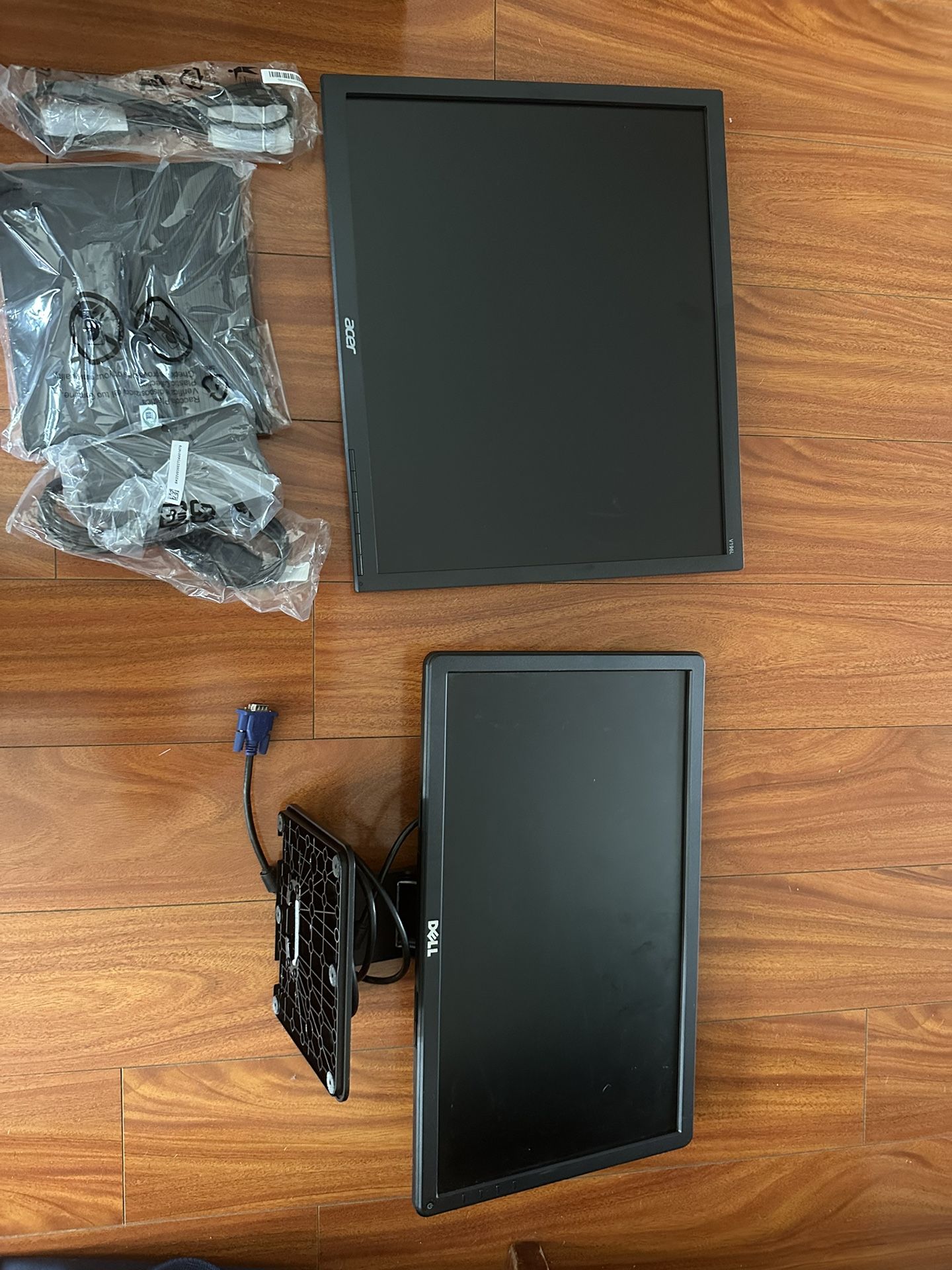 acer and dell monitor