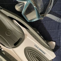 US DIVERS Fins And Goggles