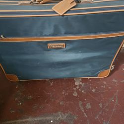 Larage Suite Case
