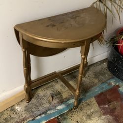 Table - Antique Sale In Mechanicsburg Pa