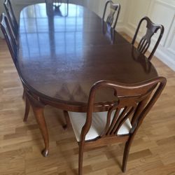 Dining Table (With 6 Chairs)
