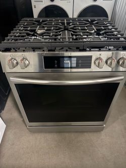 New  Frigidaire Gallery 30 in. 5 Burner Slide-in Gas Range