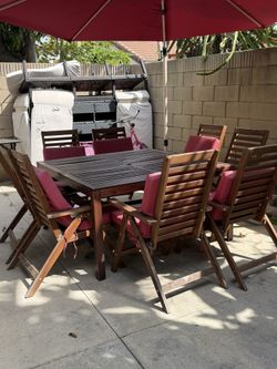PATIO DINING