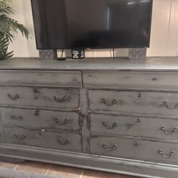 Clothes Drawers 