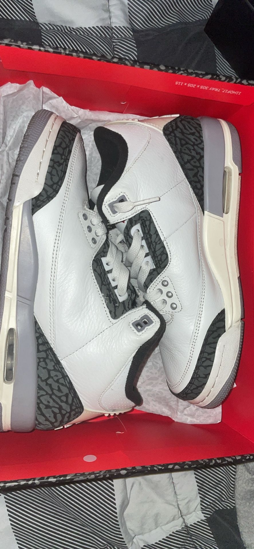 Jordan 3 Retro Cement gray