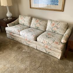 Vintage Full Size Sofa & Matching Loveseat Set English-style Floral Pattern