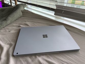 Microsoft Surface Book 2